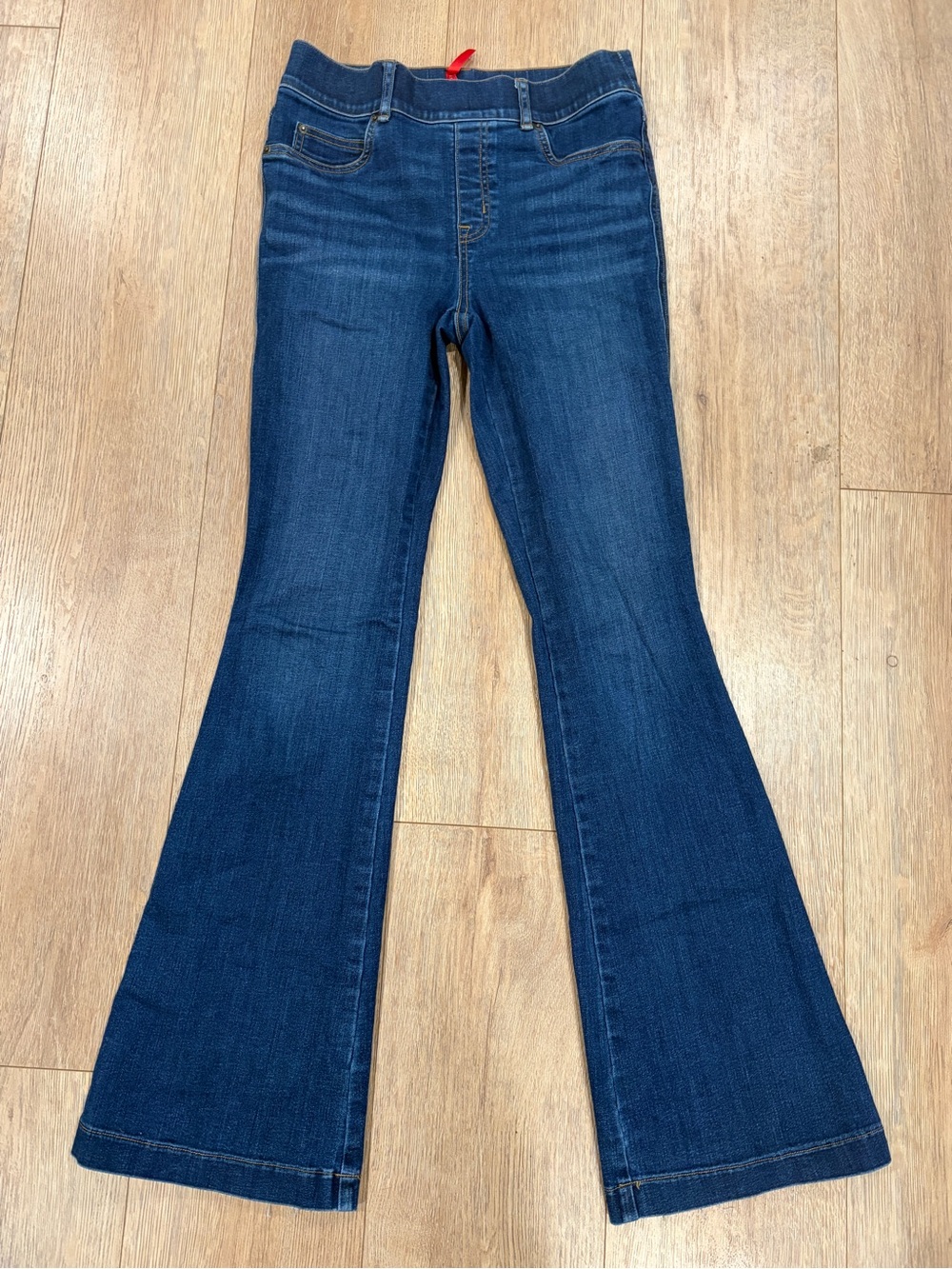 Spanx Petite Flare Jeans Dark Wash Pull On High Rise Stretch Denim Small